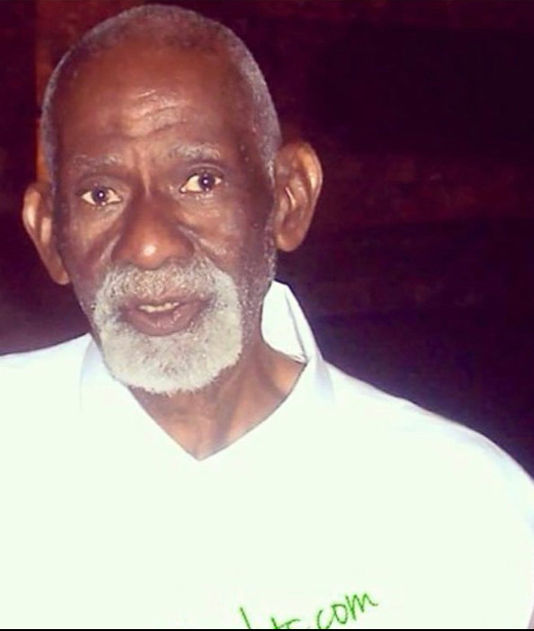 Dr. Sebi: The man behind the alkaline diet and natural healing